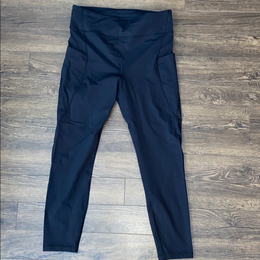 Limited edition lulu leggings